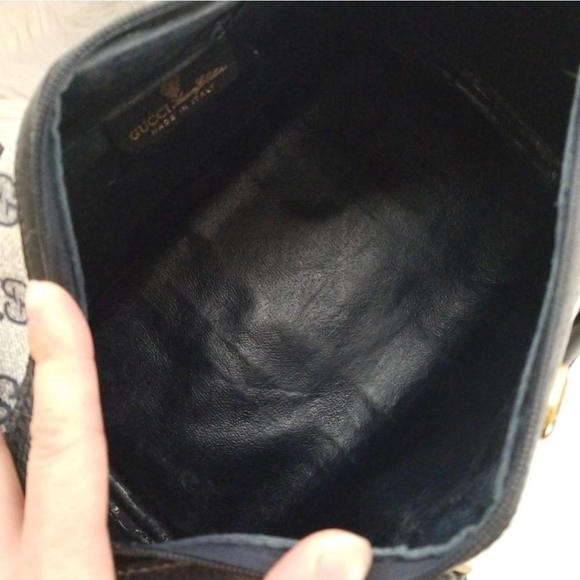 Authentic Vintage Gucci Boston Satchel - Picture 9 of 12